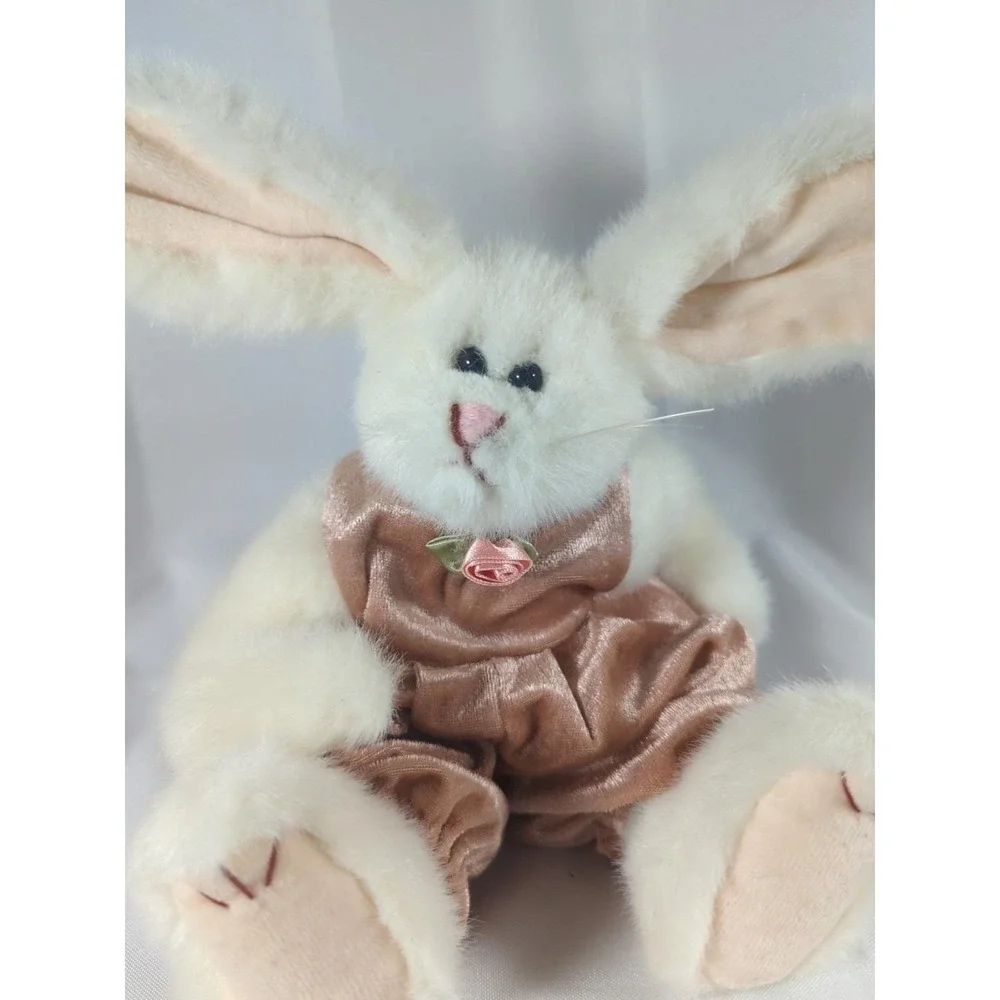 Ty Sara The White Bunny Rabbit Vintage Attic Treasures Collection 11